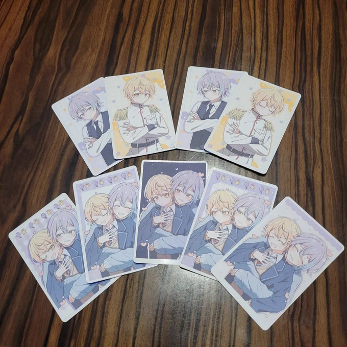 会みんなでカード作って遊んだ