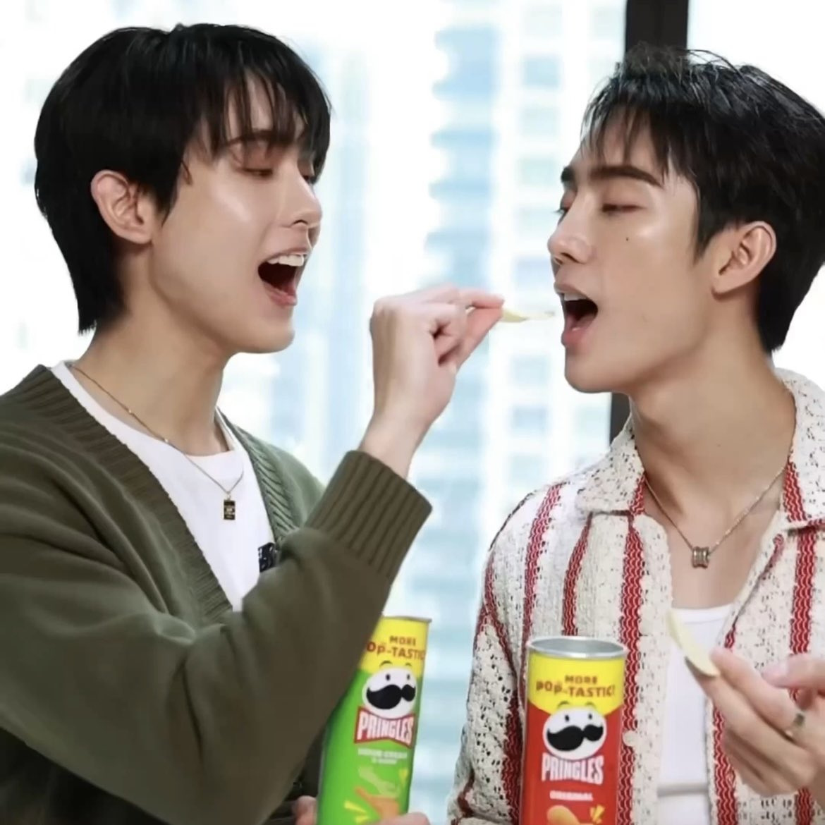 mademybabe's tweet image. น่าร้ากม้ากกกกก เหมือนสิ่งนั้นเลยค่ะ รับพริงเกิลส์มั้ยค้าบบบบบ ✨🤏🏻

— vt.tiktok.com/ZS6jgpSfQ/

#PringlesChallenge 
#fforce_ #kasibook  #ฟอสบุ๊ค