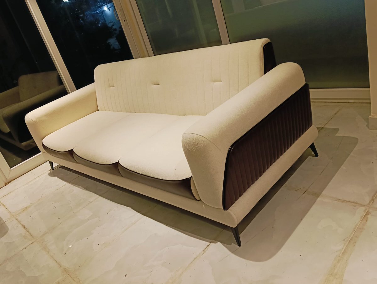 OHomes70332's tweet image. Sofa So Good! 🛋️✨ Delivering Style to Our Client’s Home.

Visit our website: opaahomes.in
or Call us now at 9999727074 

#wingbackchair #hangingchair #chair #interior #modern #homeinterior #livingroom #furniture #livingroomdecor #livingroomideas #furnishings #sofa