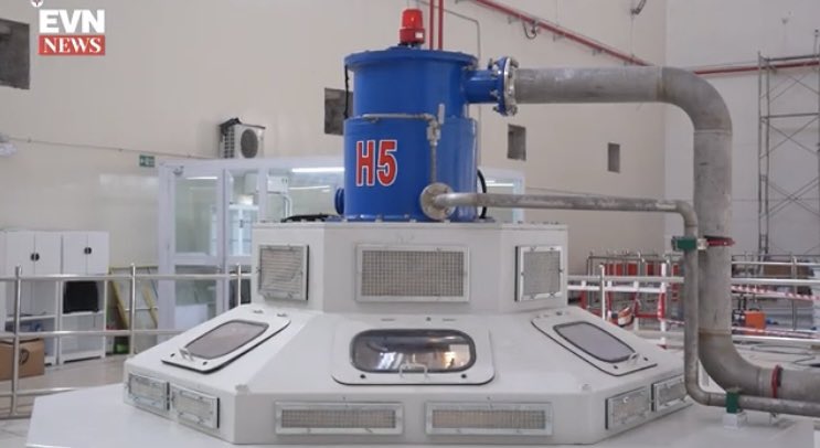 Réduire les émissions de #GES mais pas la croissance ! Exemples  <a href="/AFD_France/">Agence Française de #Développement (AFD) 🇫🇷 🇪🇺</a> #TeamEurope au #Vietnam
✅ #Agroécologie  <a href="/ASSETProjectSEA/">ASSET Project</a> dans les provinces de #SonLa &amp; #DienBien 
✅ #Transport Ligne 3 #métro a #Hanoi 
✅ #Energie Projets #hydroélectrique #ENR <a href="/VietnamEvn/">Vietnam Electricity (EVN)</a>