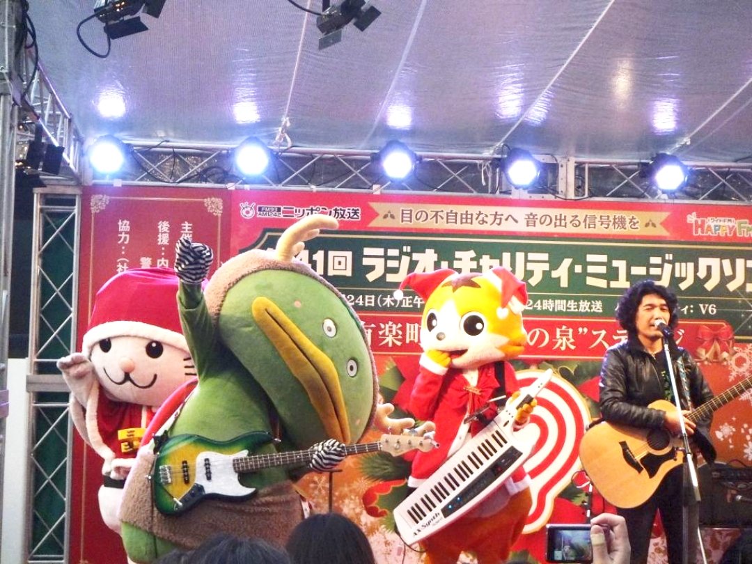 LARMEin2012's tweet photo. 俺たちがサンタクロースだぁあおお
#GCB47 #カパル #ニャジロウ 
#戸越銀次郎 #スパンキー #すがもん
#カパルはトナカイ https://t.co/DSkIvXoLSF