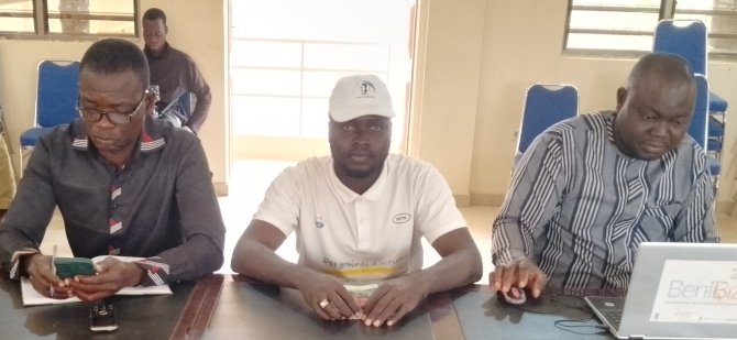 charaf_yarou's tweet photo. Le 17 décembre 2024 restera une date marquante pour l’#ONGTonkouro, qui a participé à une importante séance d’actualisation du répertoire des #ONG opérant dans la commune de Sinendé (Nord-Bénin🇧🇯). (1) @UNICEF_Benin @gouvbenin
@BeninRetweets @niangouse
@CoumbaDSow @aminatousar https://t.co/1w9cOlz04s