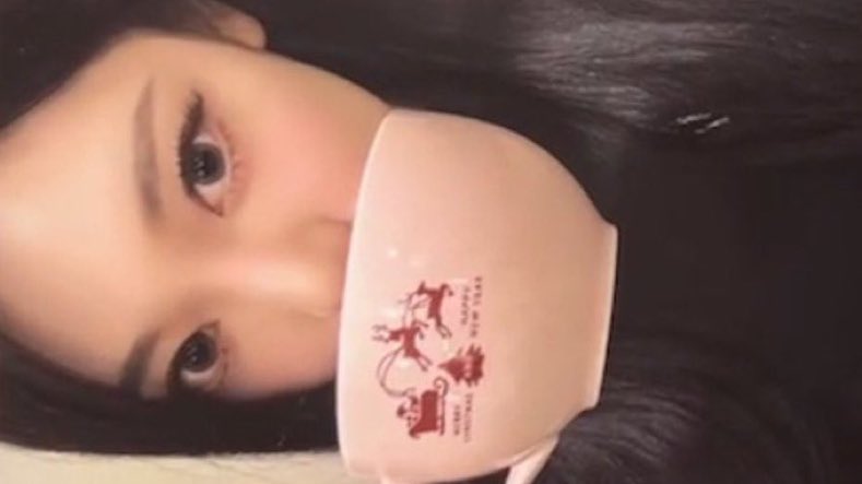 pink christmas! ❄️💗
#haechan #ningning