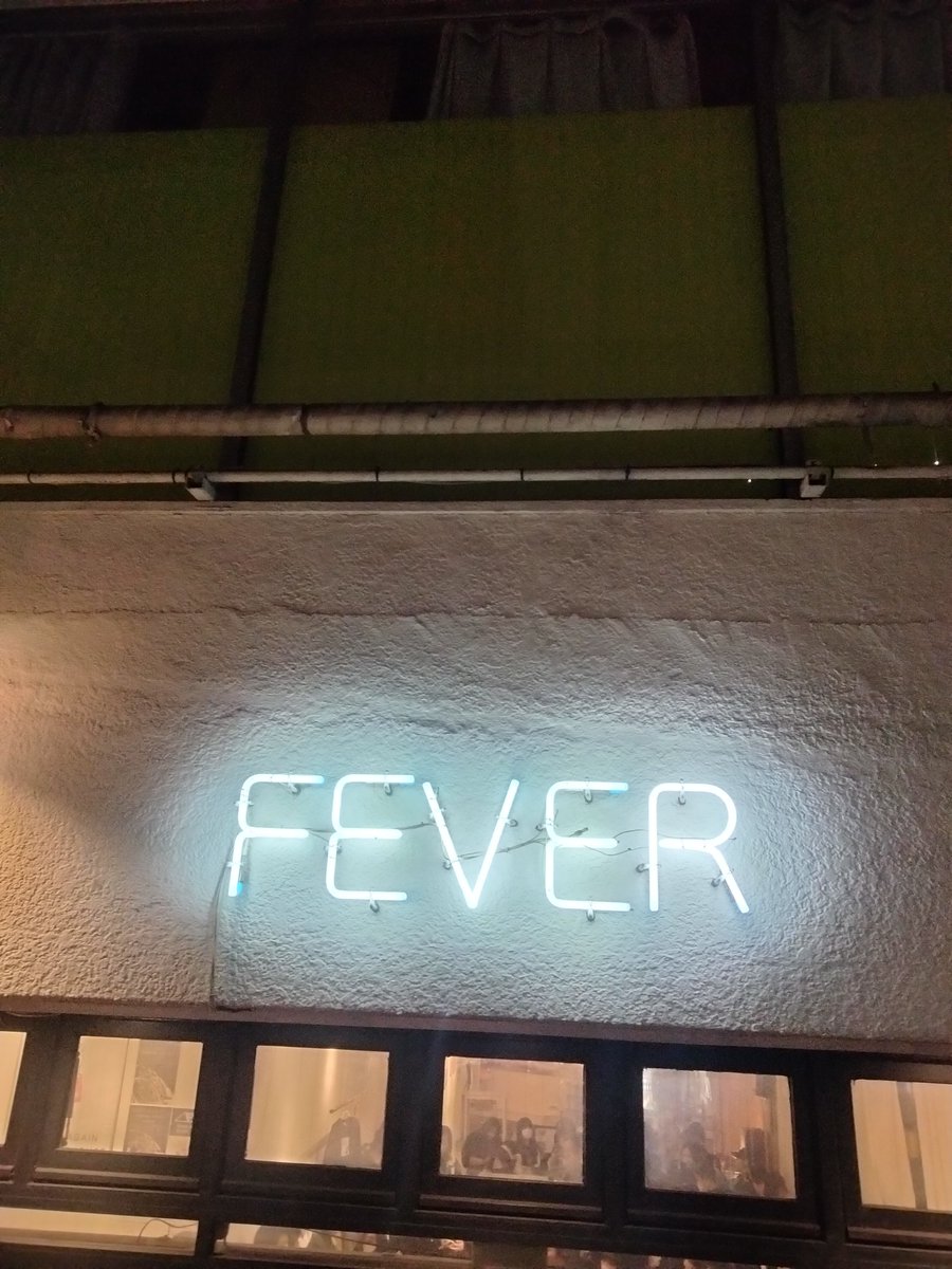 0731tefu's tweet photo. CIVILIANを見に初めて新代田FEVERへ。
まさかLyu:Lyu時代の再現ツアーやってくれるなんて思わな��った。
メシアとアノニマスをライブで聞けた幸せ😭 https://t.co/l4eyNvLAmt
