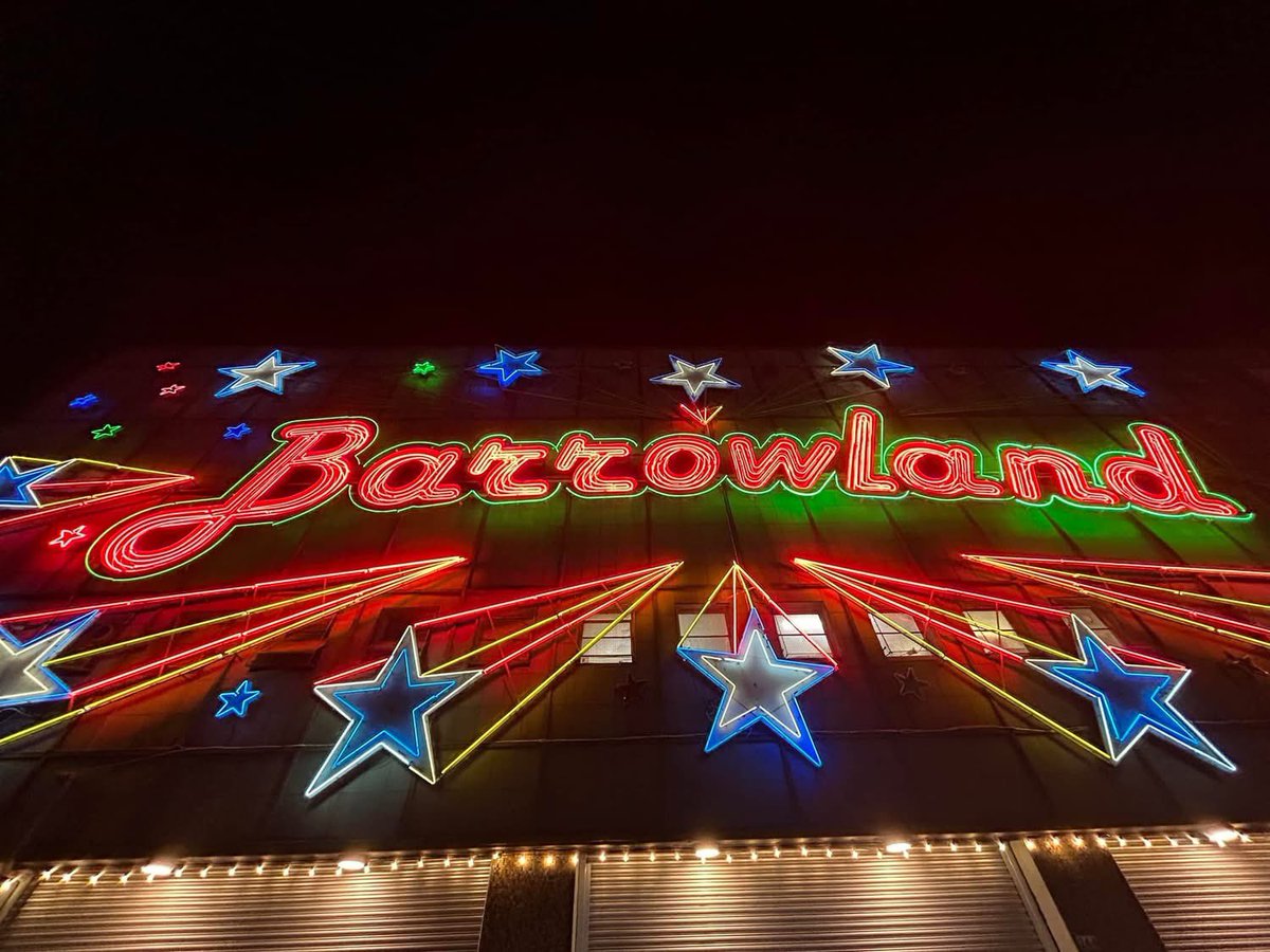 Seeing #DelAmitri last night at Barrowland was THE best was to kick off Christmas!  SUPERB night! <a href="/DelAmitri/">Del Amitri</a>