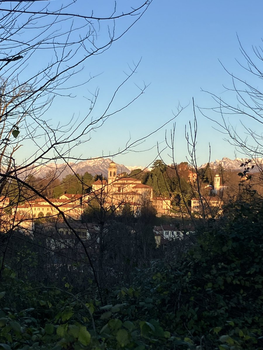 PrevotCecile's tweet image. Balade matinale #Lombardia #Italia