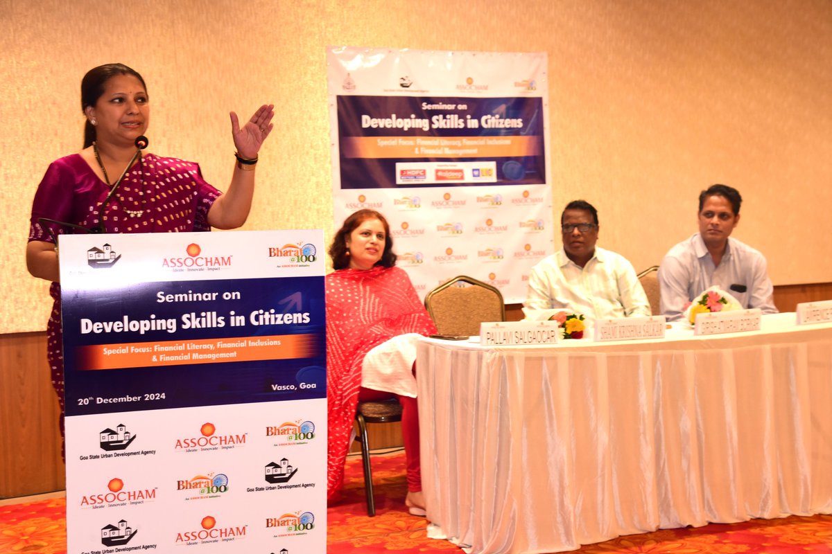ASSOCHAM4India's tweet photo. #ASSOCHAM Goa State Council, in collaboration with the Department of Urban Development and the Goa State Urban Development Agency (GSUDA), Government of Goa, conducted a seminar on "Developing Skills in Citizen," focusing on Financial Literacy, Financial Inclusions, and Financial Management. The session aimed to equip attendees with the knowledge and guidance needed to optimise their personal and professional finances. Shri Krishna Daji Salkar, Chairman, South Goa Planning & Development Authority (SGPDA), Government of Goa, and Hon'ble MLA of Vasco constituency, graced the event as the Chief Guest and delivered an inspiring message on financial empowerment. 

Shri Girish Borkar, Chairperson of the Municipal Corporation of Mormugao, joined as the Special Guest and emphasised the importance of #FinancialInclusion in driving #entrepreneurship and fostering economic growth. Smt. Shami Krishana Salkar, a noted social worker, highlighted the cultural, social, and economic barriers that hinder women’s access to financial services, particularly for those in marginalised communities.

@PallaviSalgaoc1