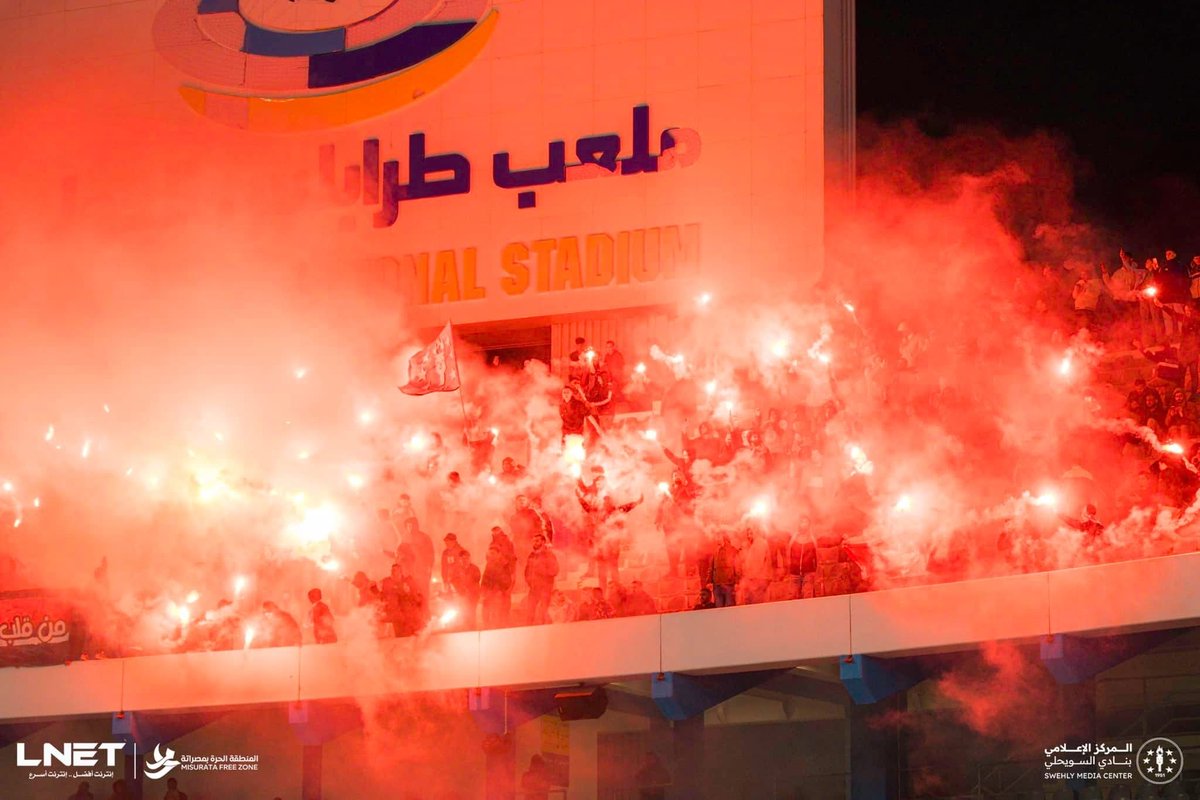 MickyJnr__'s tweet photo. Swehly Club fans last night during their game against Al Ittihad. 🇱🇾
Crazy atmosphere! 😍
#AfricanFootball
#DemaSwehly | #SwehlySC https://t.co/pleLk8eLQF