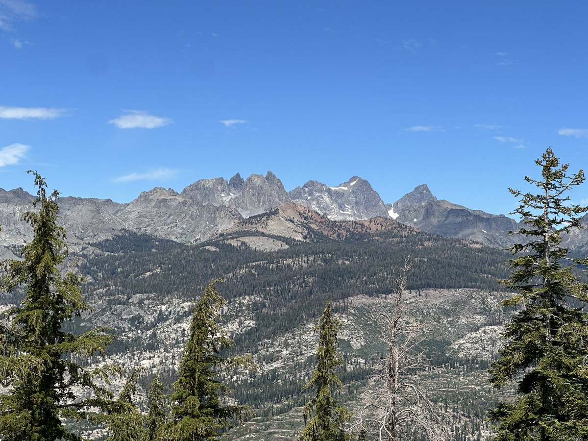 SeanCasserly's tweet image. 2024 Sierra Challenge Day 3
Pumice Butte 
#summitswagger #peakbagger