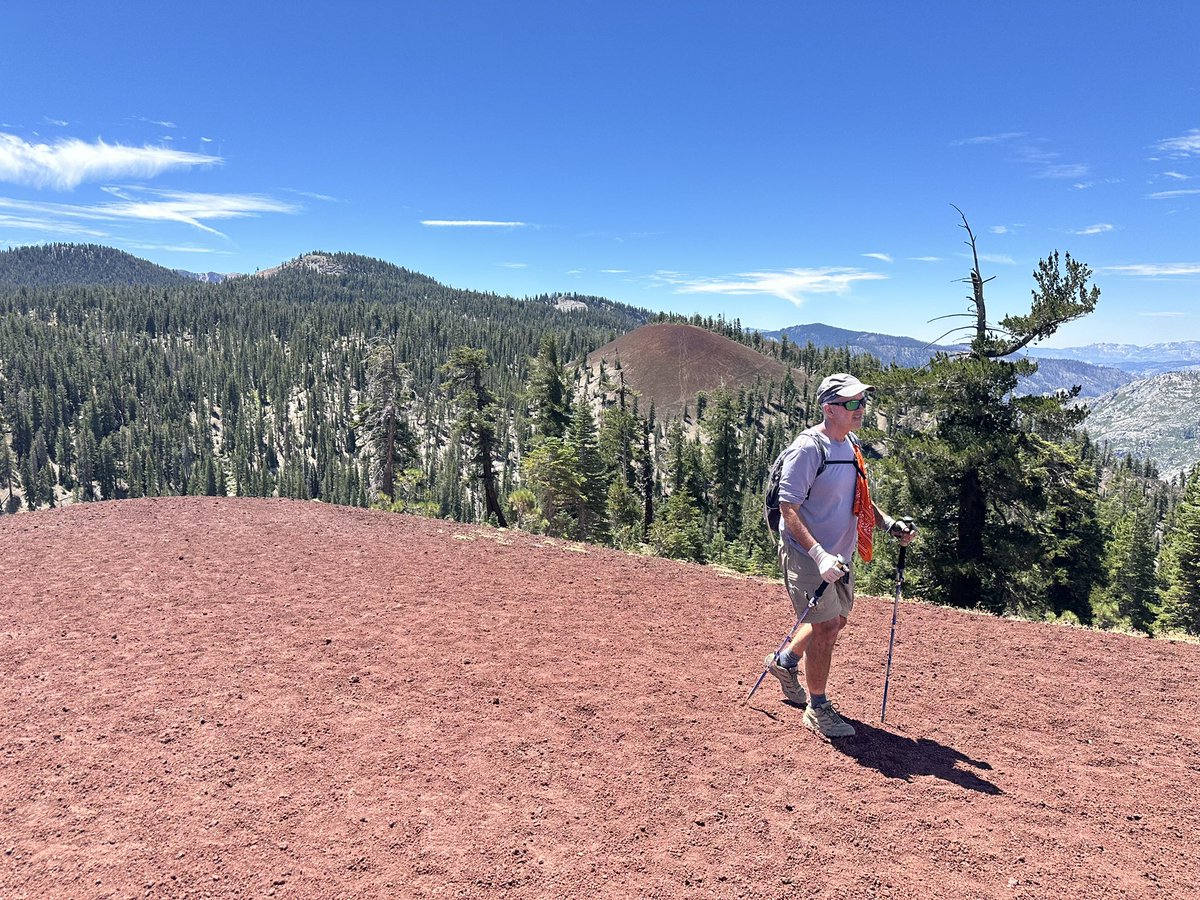 SeanCasserly's tweet image. 2024 Sierra Challenge Day 3
Pumice Butte 
#summitswagger #peakbagger