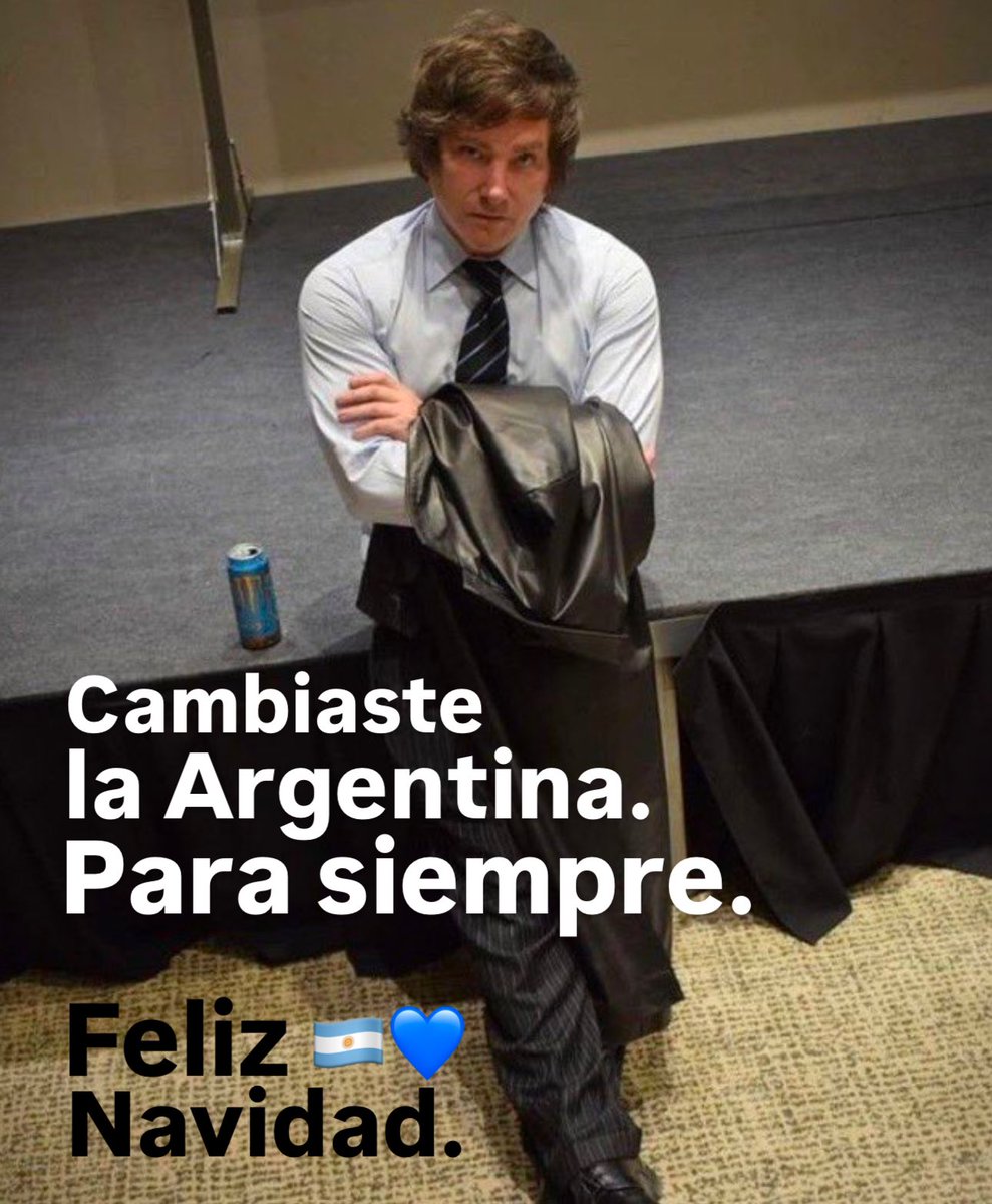 Nikgaturro's tweet photo. Van a pasar los años y nos vamos a seguir acordando. No cualquiera podía cambiar la Argentina. Y para siempre. 🇦🇷💙 #BuenMartes #FelizNavidad @javiermilei https://t.co/mmdiKfxptQ