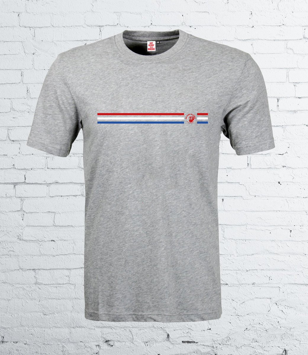 hatscarforabadg's tweet photo. @spiritofshankly morning lads can you give this a retweet  please,nice one 
Dutch revolution t shirt available to order now https://t.co/eJvso3bQTf… https://t.co/Ju9I4OehMr