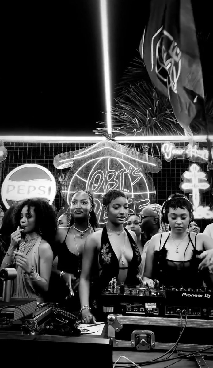 49th. (@the49thstreet) on Twitter photo 