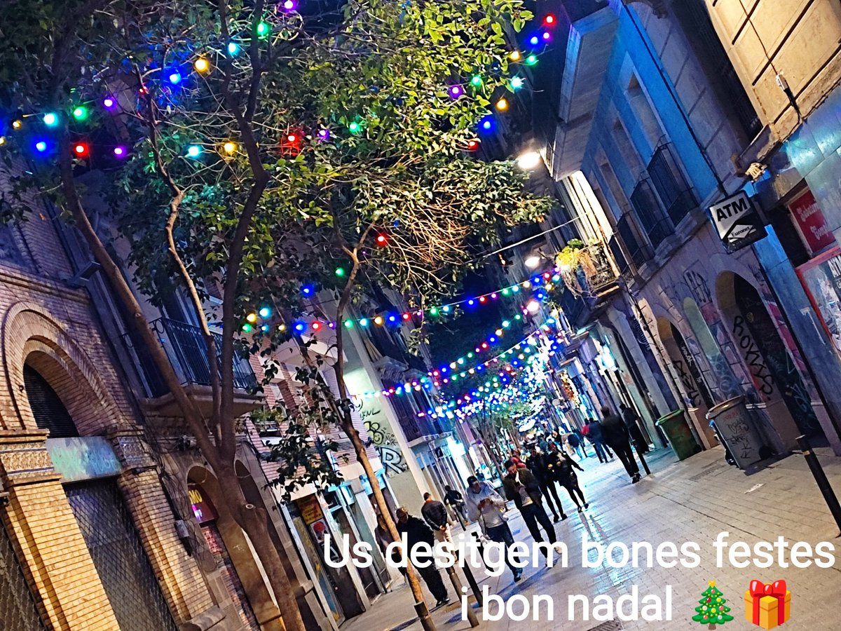 Bon Nadal i bones festes

Caminabilitat i accessibilitat en 1er lloc

👣
👟
🚶‍♀️
🩼
♿

Per salut pública -prevenció- 👃 😷 🫁 als nostres carrers, també