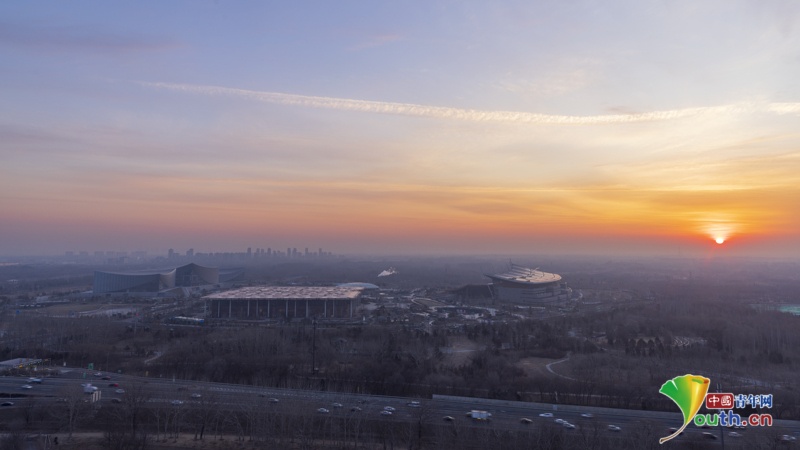 YouthChina's tweet photo. In the #morning of December 24, 2024, the three major buildings in #BeijingMunicipalAdministrativeCenter - Beijing Performing Arts Centre, Beijing Library and the Grand Canal Museum of Beijing (Capital Museum East Branch) - welcome first #rosyclouds of the day. #ChinaTravel https://t.co/5ZFogtLu1H