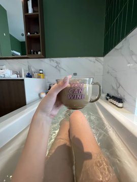 设想一下你和我一起泡浴，这样的浴缸你能用几种姿势来干我，用什么姿势才最舒服呢？这是真实的问卷调查，不许吹牛?  私信告诉我你的年龄坐标  最近翘腿的毛病犯了。 https://t.co/hMJSa4wq0T