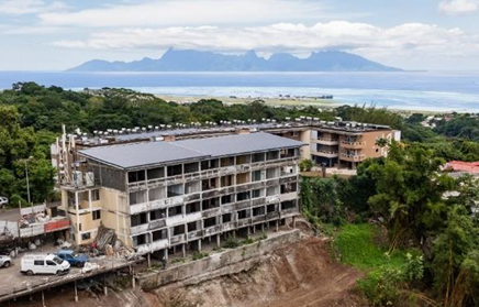 #Polynésie: La #BanquedesTerritoires soutient #ARANA dans son acquisition de #logementssociaux et intermédiaires avec 4 prêts d'un montant total de 4,4 millions d'euros

➡️tinyurl.com/52azhkam

➡️ ARANA a signé avec la Banque des Territoires quatre prêts PLAI (Prêt Locatif