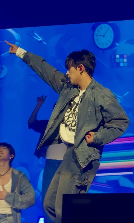 katiescoups's tweet photo. My favorite pics I got of Dongil
#다크비
#DKB
#DARK_STRANGE_REVERSE_in_Seoul
#DarkStrange
@DKB_BRAVE https://t.co/WmuOEA5Az3