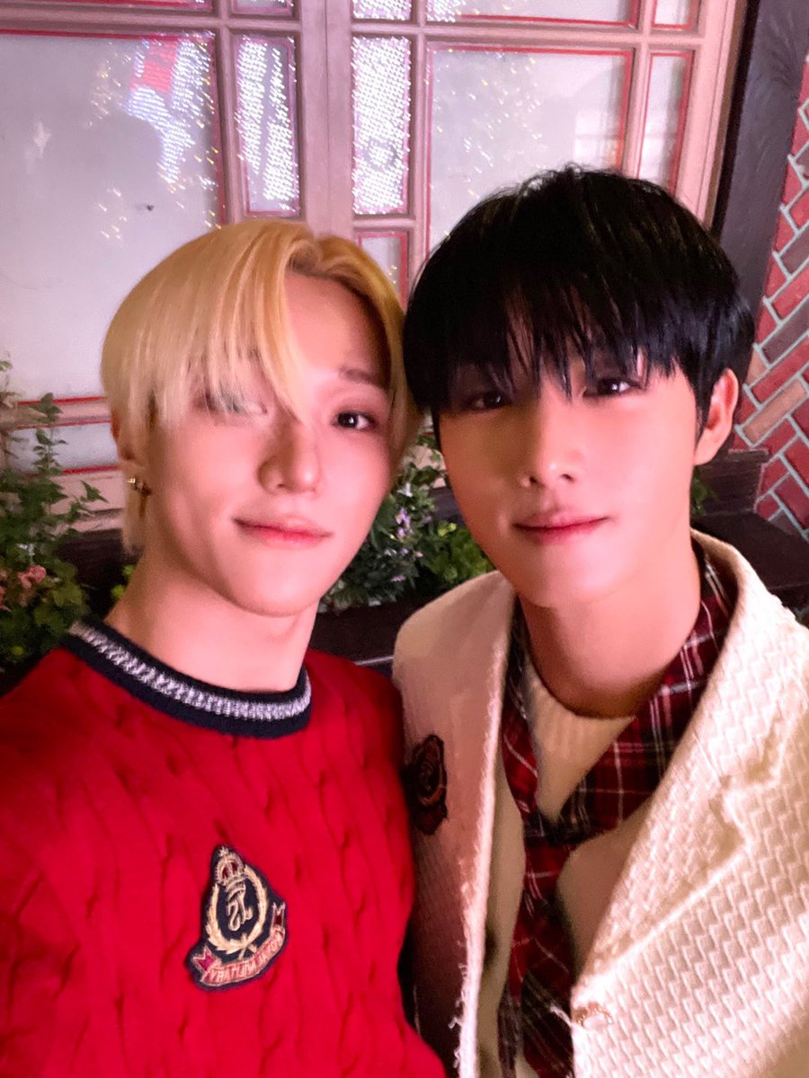 ATBO_members's tweet photo. 릴댄 놀이공원 데이트📸📸
#ATBO #오준석 #정승환
#OhJunseok #JeongSeunghwan https://t.co/8wO7ot6h2J