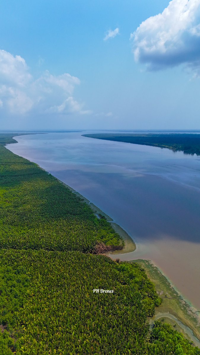 ph_drones's tweet photo. River Boundary between Bodo community and Bonny
.
.
.
* #djimini2
* #AerialView #AerialPhotography #djisparkdrone #events #aerialphotography #dronephotography #djimavic #mavic #dronepilot #pro #dronefly #landscape #droneshots #photooftheday #dronephoto #djimavicpro #nature https://t.co/nKrjbCjMVk