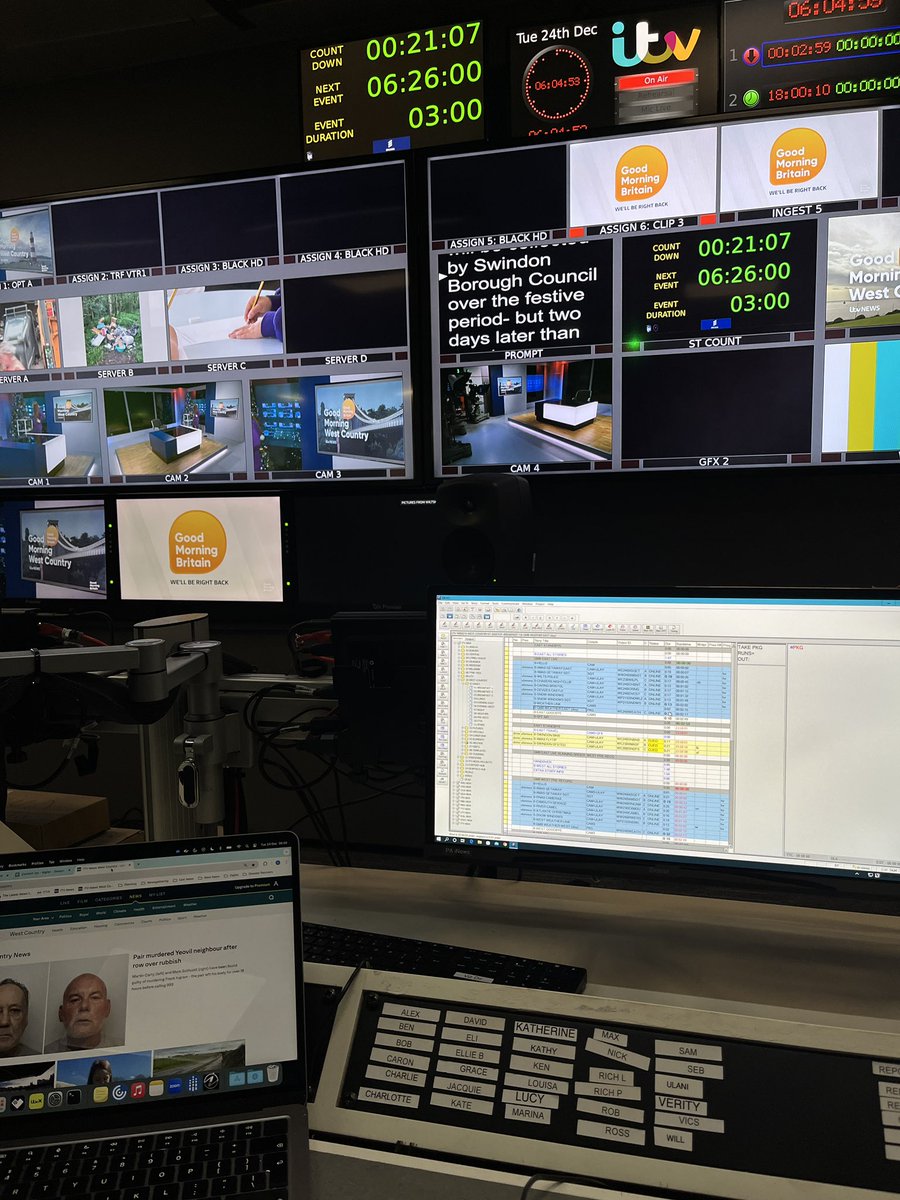 Holly Van Ryssen (@h_vanryssen) on Twitter photo Happy Christmas Eve from this morning’s <a href="/itvwestcountry/">ITV News West Country</a> <a href="/GMB/">Good Morning Britain</a> team! Last shift before the big day ✨ 🎄🎁 Happy Christmas Eve from this morning’s <a href="/itvwestcountry/">ITV News West Country</a> <a href="/GMB/">Good Morning Britain</a> team! Last shift before the big day ✨ 🎄🎁