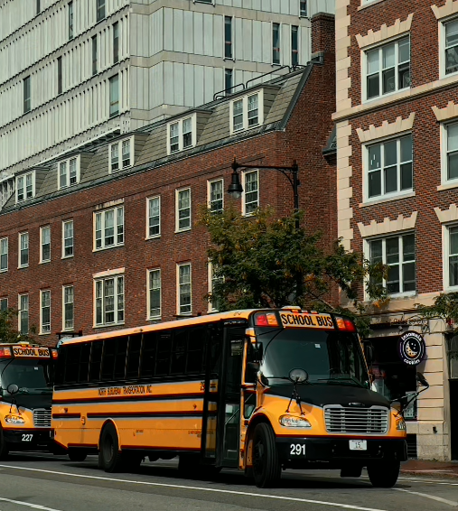 Sini-sini aku ceritain pengalaman jalan-jalan ke Boston,
kota pelajar di Amerika!✨

💡 a thread