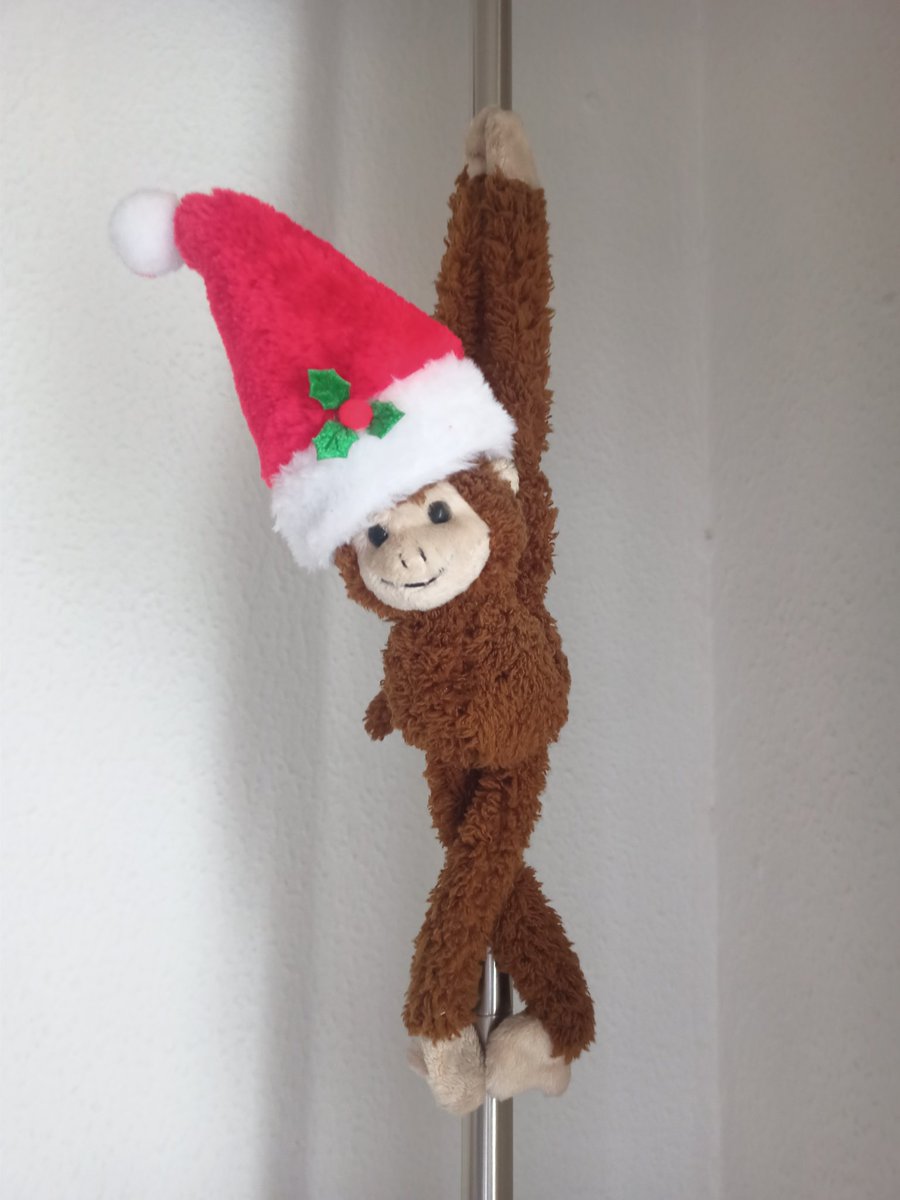 Holaaa!
Passo un momentet a dir-vos Bon Nadal, que us trobo a faltar, que aviam si feu un pensament d'anar cap a l'altra banda i que put# Melon.
🎄💫😘😘