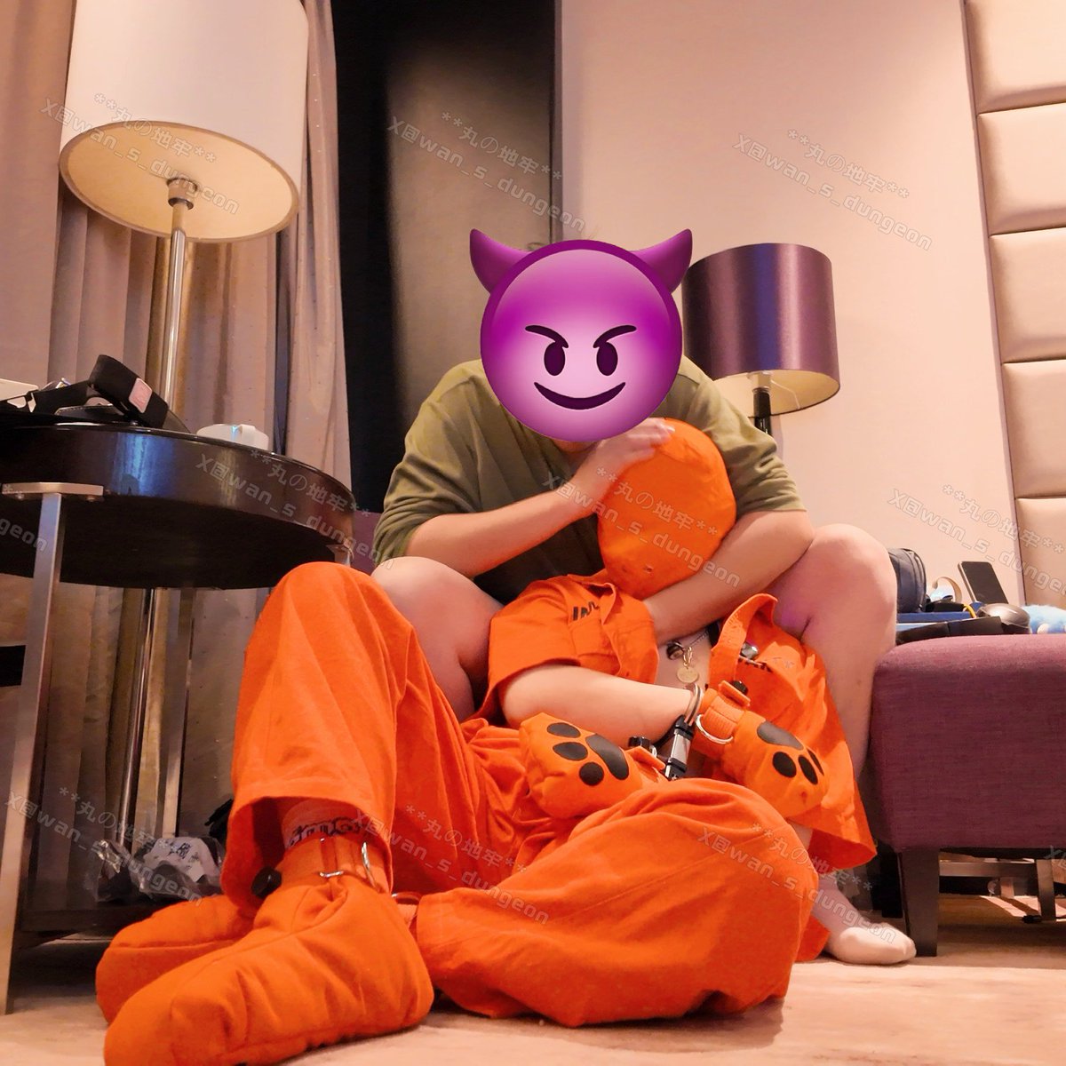 小狗勾，咱就是说干嘛非要皮呢？
被包起来了也算如愿以偿了吧，那就Enjoy 😈