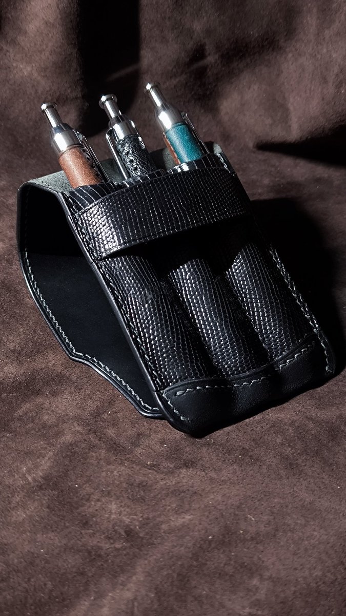 大幅値下げ不可 Buddy's.lw コードバン製レザーペンケースセット Buddys.lw (@BuddysLw) / X