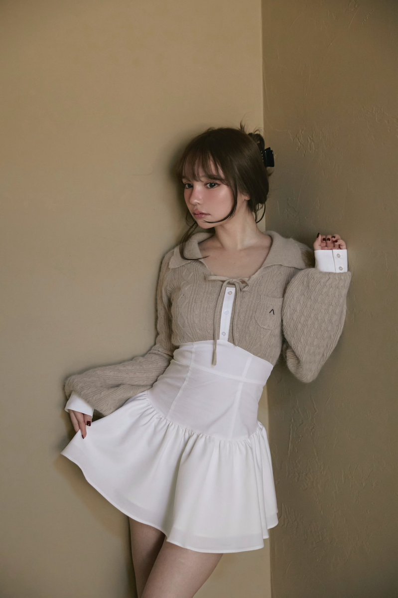 Tess blouse mini dress color beige/black ¥17600-tax in レイヤード