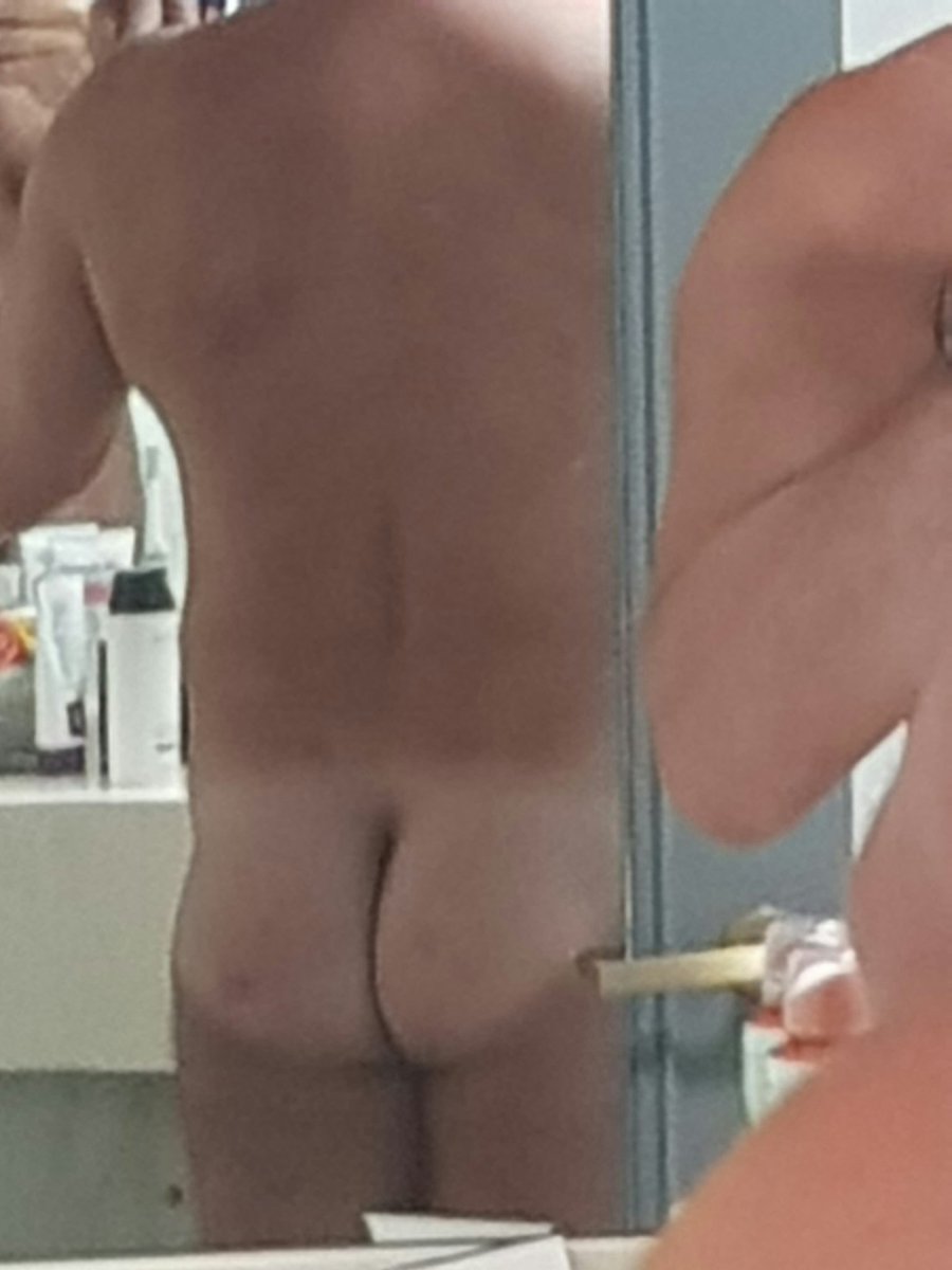 Michael Tear tweet media