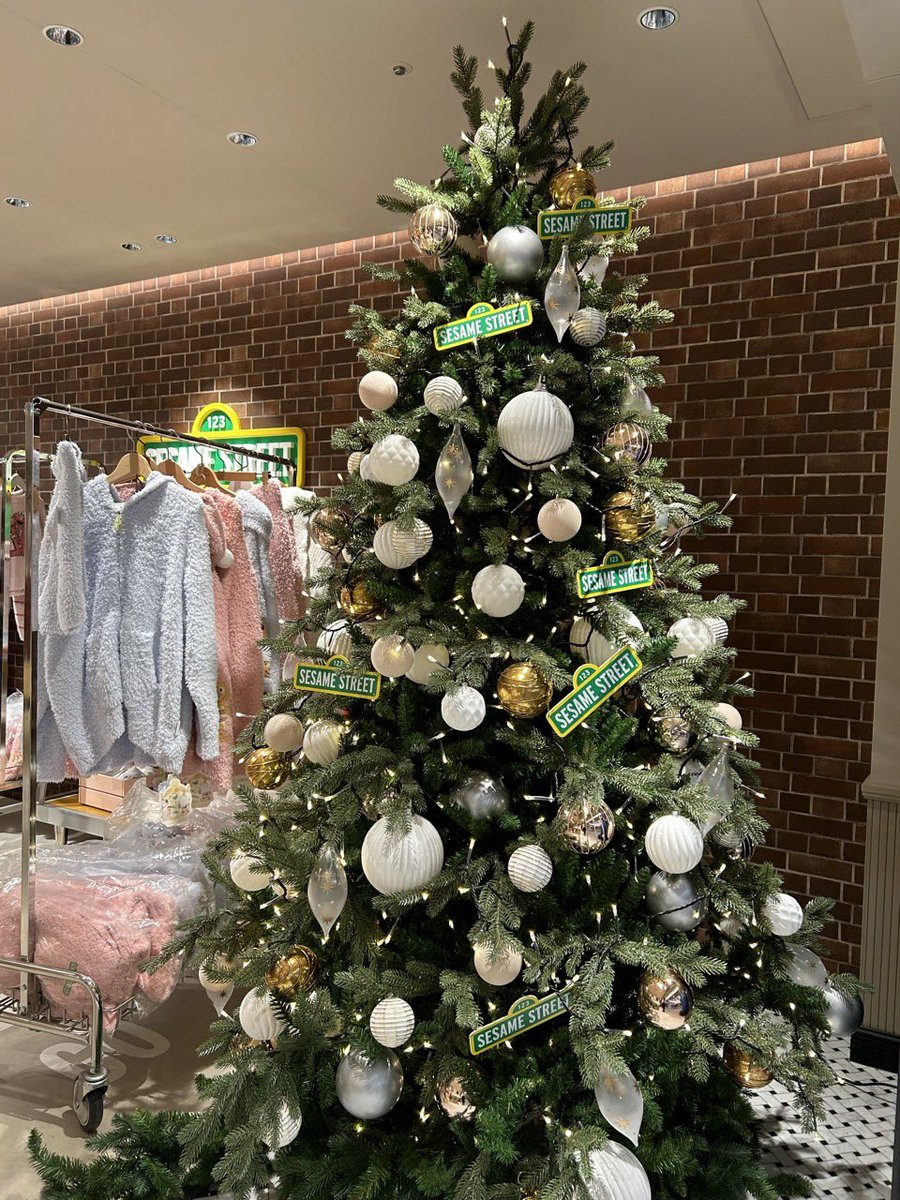 新品 セサミストリート クリスマス オーナメント 7体全セット セサミストリートマーケット】初のクリスマスコレクションのテーマは