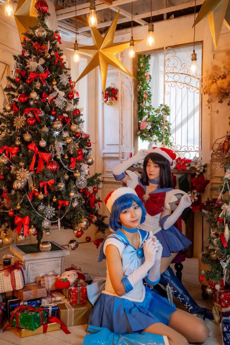 kanakanade_su's tweet photo. 【コスプレ / cosplay ⚠️微捏造】

╋━━━━━━━
 　　🎄Merry Christmas🎄

　　　　　　　━━━━━━━╋

美少女戦士セーラームーン

セーラーサターン @minamickey0806 
セーラーマーキュリー かなで

📷 @ko_pr29 
studio @studiomizuki https://t.co/LOPvyYsd2R