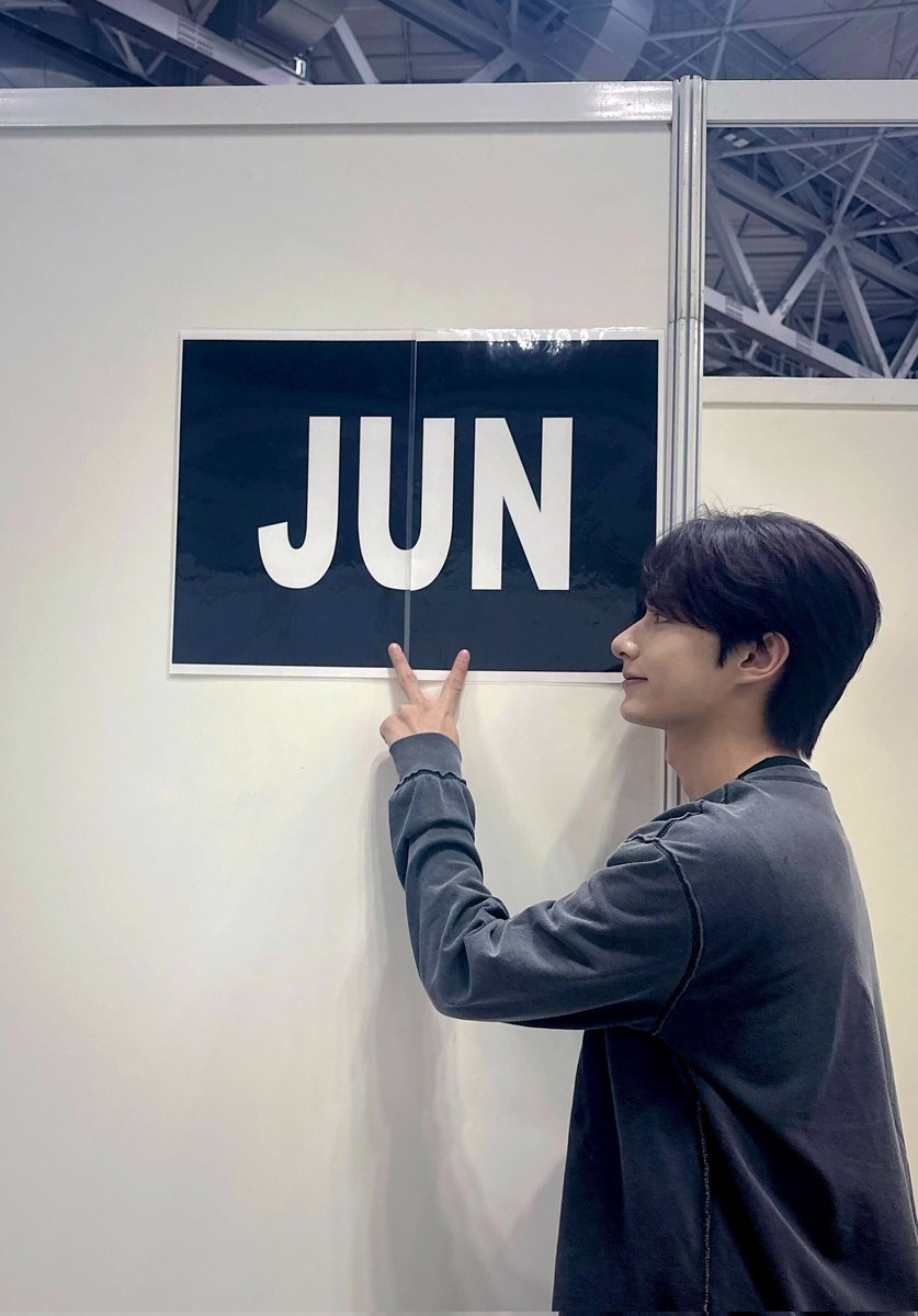 JUN!!!!!!! 😭😭😭😭🤍🤍🤍🤍 MY BABYYYYY