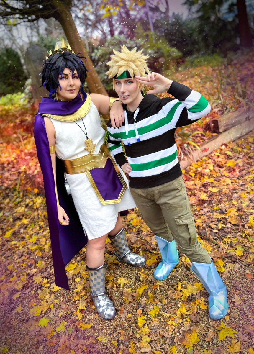 LavabugCosplay's tweet photo. Not many people recognised us but we still slayed 🥰 #ParkourCivilization #parkourcivilizationTWT @IckleCosplay https://t.co/Riwt66ObBg