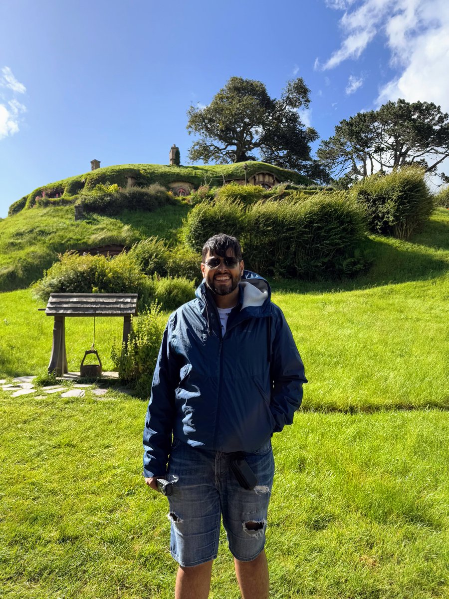 airmilespoints's tweet image. Who needs a fat wallet when you’ve got fat credit card points? 💳✨

🌏 Turned a ₹12L luxury trip to New Zealand into just ₹2L for a couple!

From epic road trips 🚗💨
 to luxury stays 🏨✨ and 
breathtaking landscapes 🏔️🌄, 

this dream trip became reality—all thanks to smart…