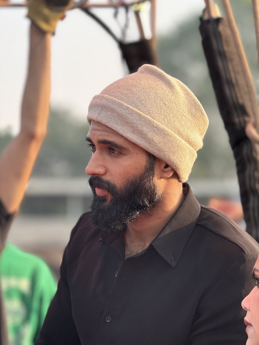 VDTrendsOffl's tweet photo. LOOKS
STYLING
AURA
CHARM 

♾️ 

@TheDeverakonda https://t.co/wmHreOFJTz