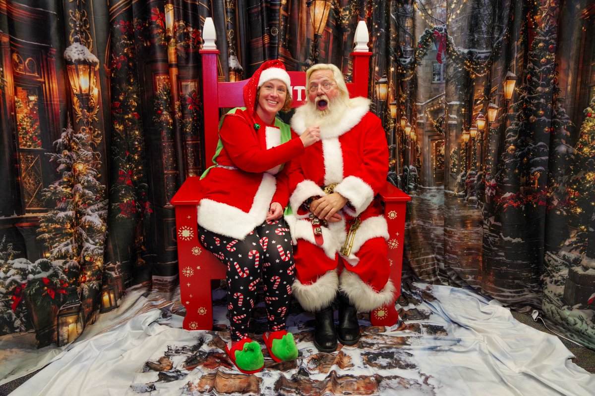 ShrinersTWI's tweet photo. Staff fun at our annual Breakfast with Santa! We're grateful for our awesome & dedicated staff this holiday season and always!
#ShrinersChildrens #BreakfastwithSanta #PediatricOrthopedics https://t.co/sKEo8oULmx