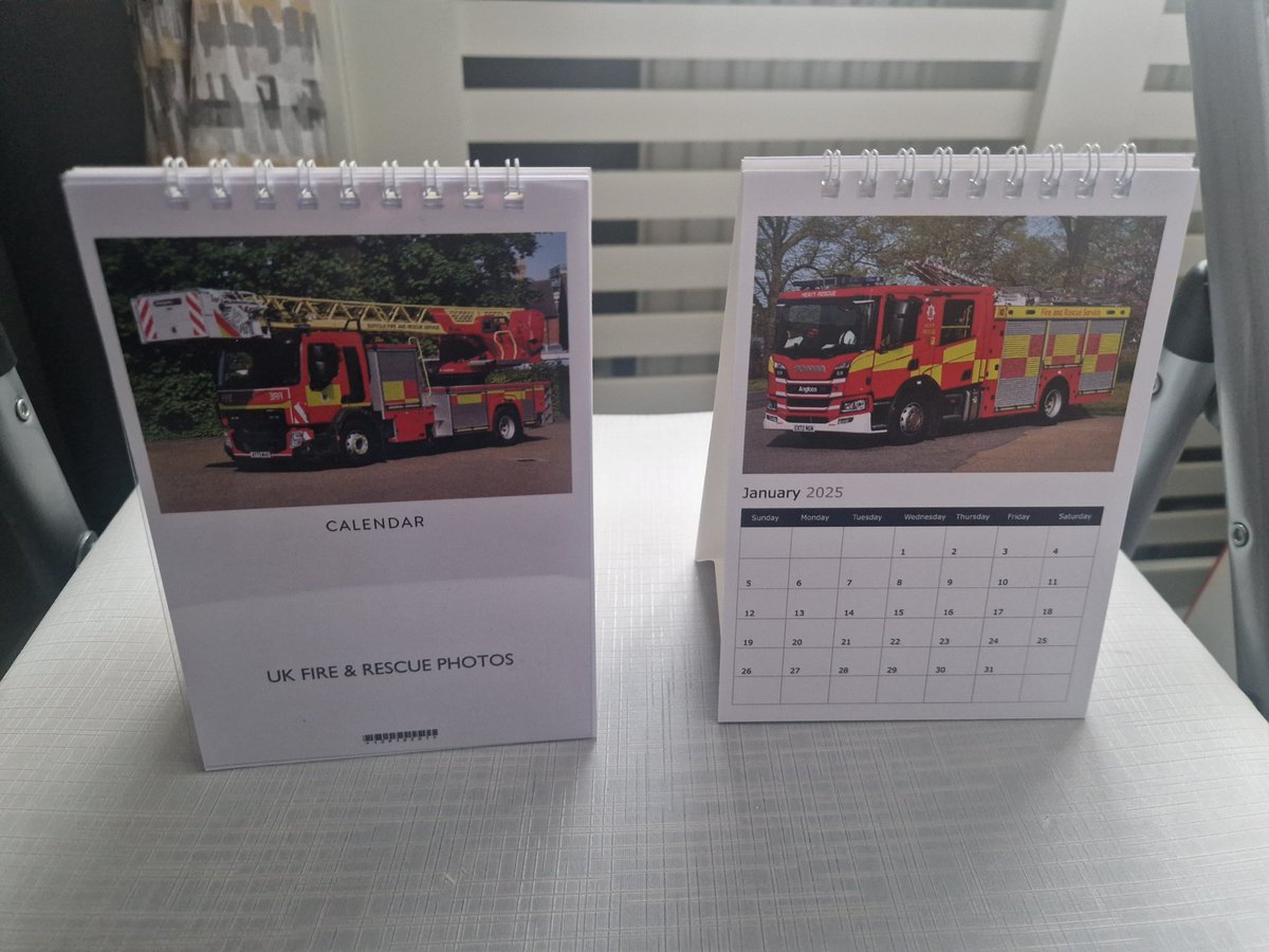 fireenguk's tweet image. 🎅 🎄 Xmas Giveaway 🎄 🎅 
Well it's that time of year again and just like last year I'll be giving away 2 desk calenders to 2 lucky winners! You have until 30th December to like and retweet this post and 2 winners will be picked at random. Happy Christmas Everyone 🎅 🎄 🚒📷