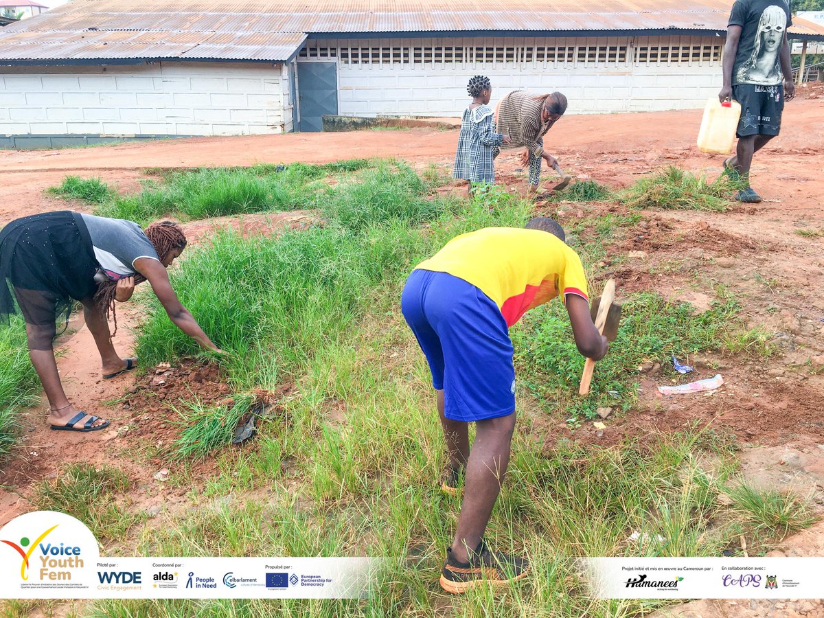 humaneesCMR's tweet photo. 🗣 #VoiceYouthFem

💧Clean water action in Yaoundé IV!

🗓️ 11/24/2024, Youth from Borne 10 cleaned a vital water point, ensuring better access for their community 🌿🌍

✅ Protect natural resources.
✅ Improve community well-being.
✅ Local actions, global impact!

#WYDEngagement https://t.co/aCBkuJckqw