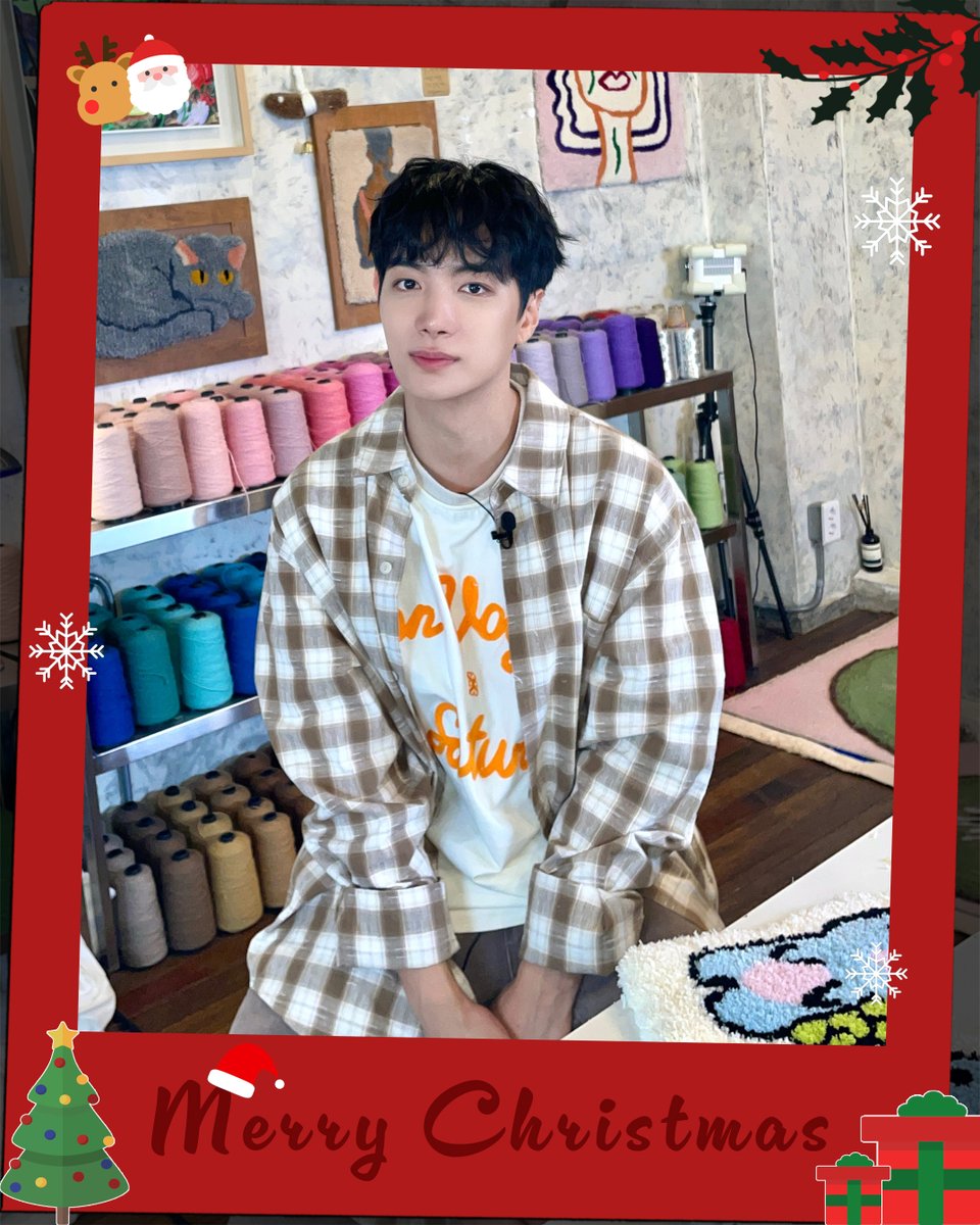 [#PHOTO]
쫑산타가 준비한 선물왔쫑🎁

완성된 거북이는 쫑이가 잘 데리고 갔답니다🐢
우리 &amp;U 여러분 메리쫑리스마스💙

#선물왔쫑
#KimJonghyeon #김종현