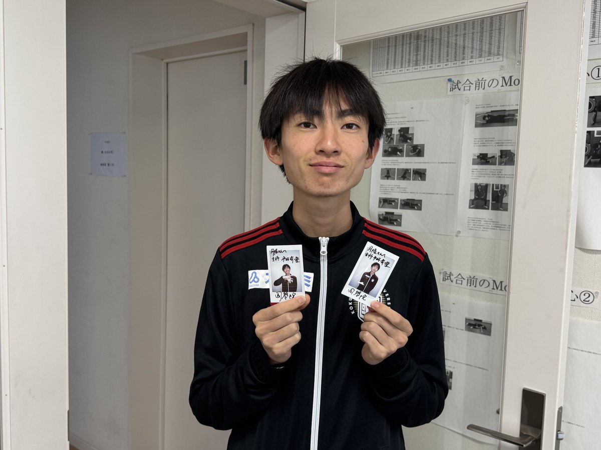 Getsuriku's tweet photo. 【クリスマスプレゼント��🎄✨】
#箱根駅伝 直前special
#平林清澄 選手
#青木瑠郁 選手
#國學院大 サイン入りチェキ📷
計3名様にプレゼント✨

●応募方法
月陸をフォロー&amp;リポスト✅
応援メッセージもお待ちしております⭐️

1/1　18時〆
当選者にはDMいたします！ https://t.co/V9eWhSq4qN