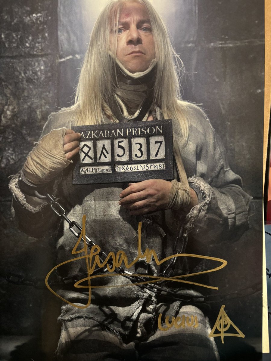 Last chance to be in a chance of getting this original signed photo of Jason Isaacs as Lucius Malfoy. 

Donate to our fundraiser for <a href="/CureEBorg/">Cure EB</a> and we will pick the winner tomorrow 

It’s a great cause to help people with a terrible, painful condition. 🦋