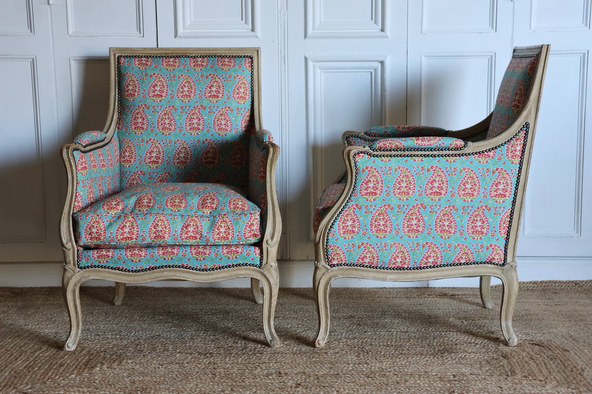 BrownriggUK's tweet image. Pair of Late 19th/ Early C20th French Painted Armchairs in Original paint

tinyurl.com/yc3ae7bk

#antiquearmchair #antiquechair #pairofchair #antique #furniture