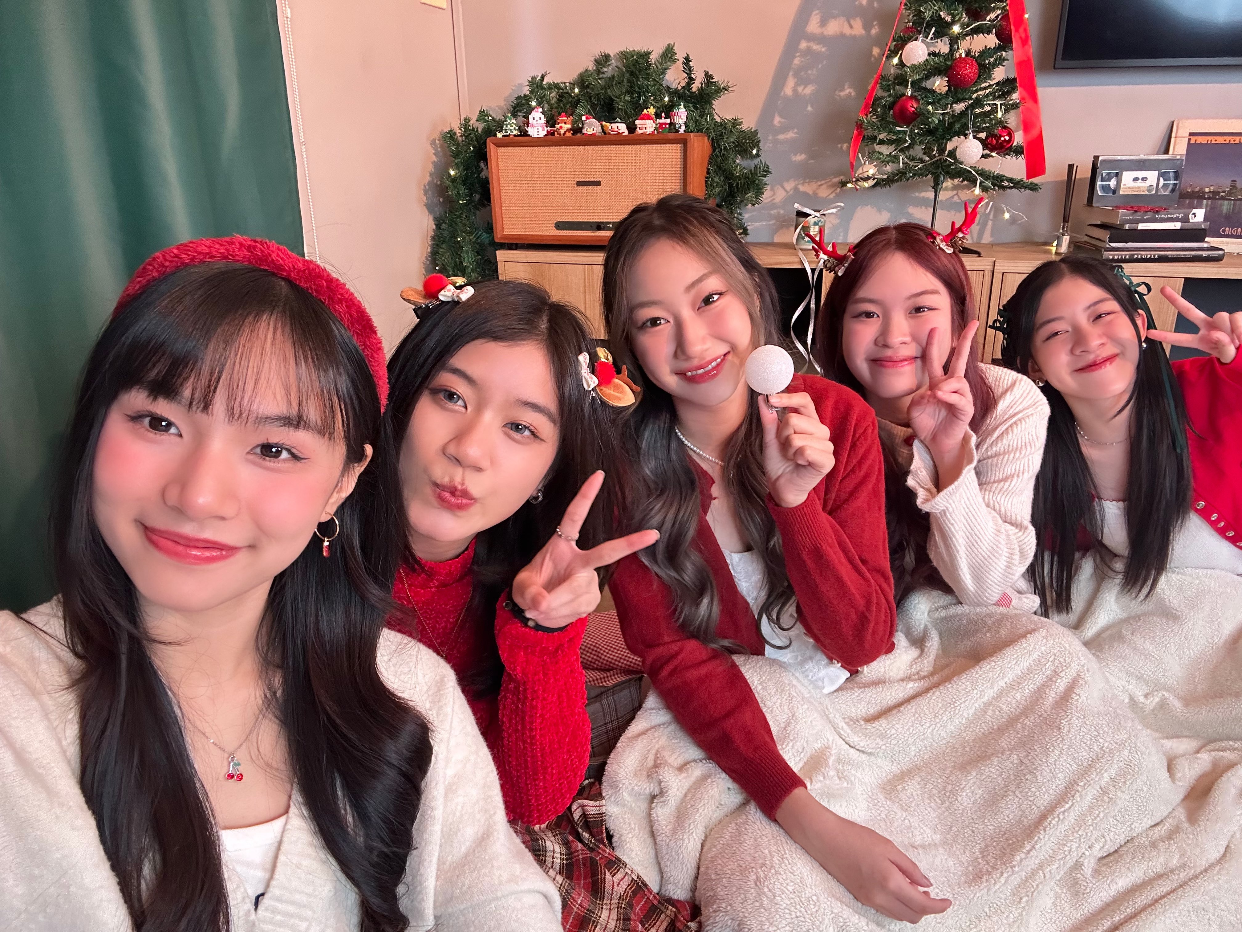 Gfjf_wbacAAkz0F?format=jpg&name=4096x4096