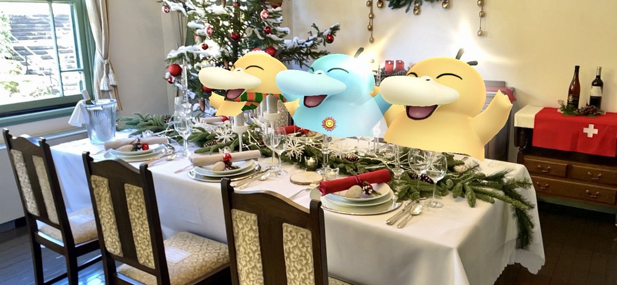 toboinsta's tweet photo. お屋敷のクリスマス会✨ / Party at a mansion🍷
招待されたグワーッ🐤
#ARofTheDay #クリスマスAR大会2024 #PokemonGOHoliday #GOsnapshotCelebration #pokemongo #pokemongoar #gosnapshot #arblending #コダック https://t.co/LxCVawbU2B