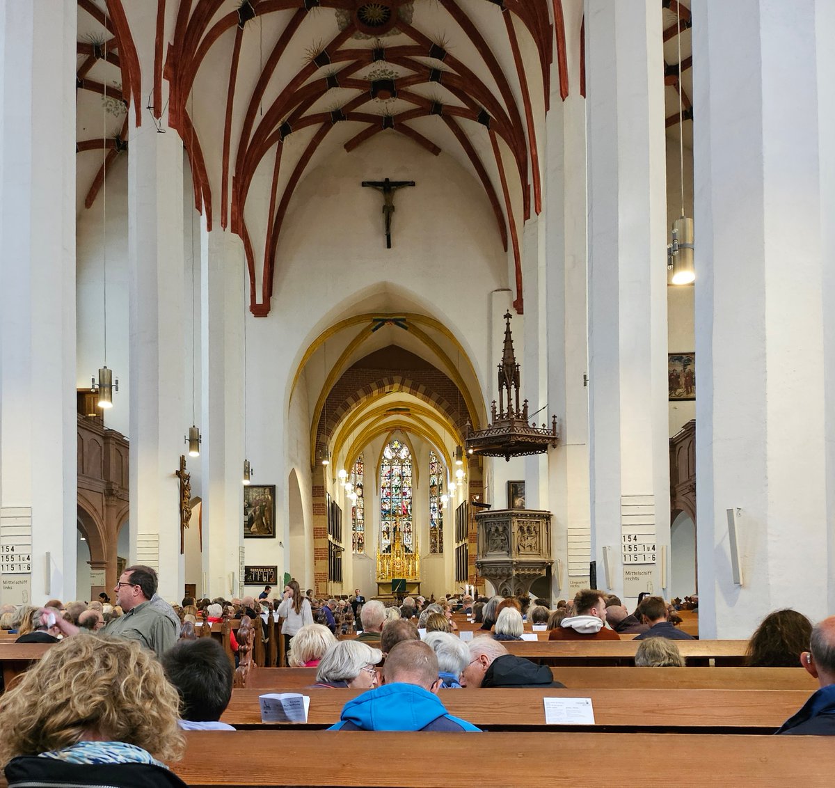 EuropeExplored's tweet photo. No. 4: Motette in the Thomaskirche, Leipzig.
We attended a service in the Thomaskirche (where J S Bach had been Cantor for 30 years) based around the Bach cantata "Liebster Gott, wenn werd ich sterben", performed by members of the Gewandhaus Orchestra.
#EuropeExplored2024Top50 https://t.co/kOO7gfOm77