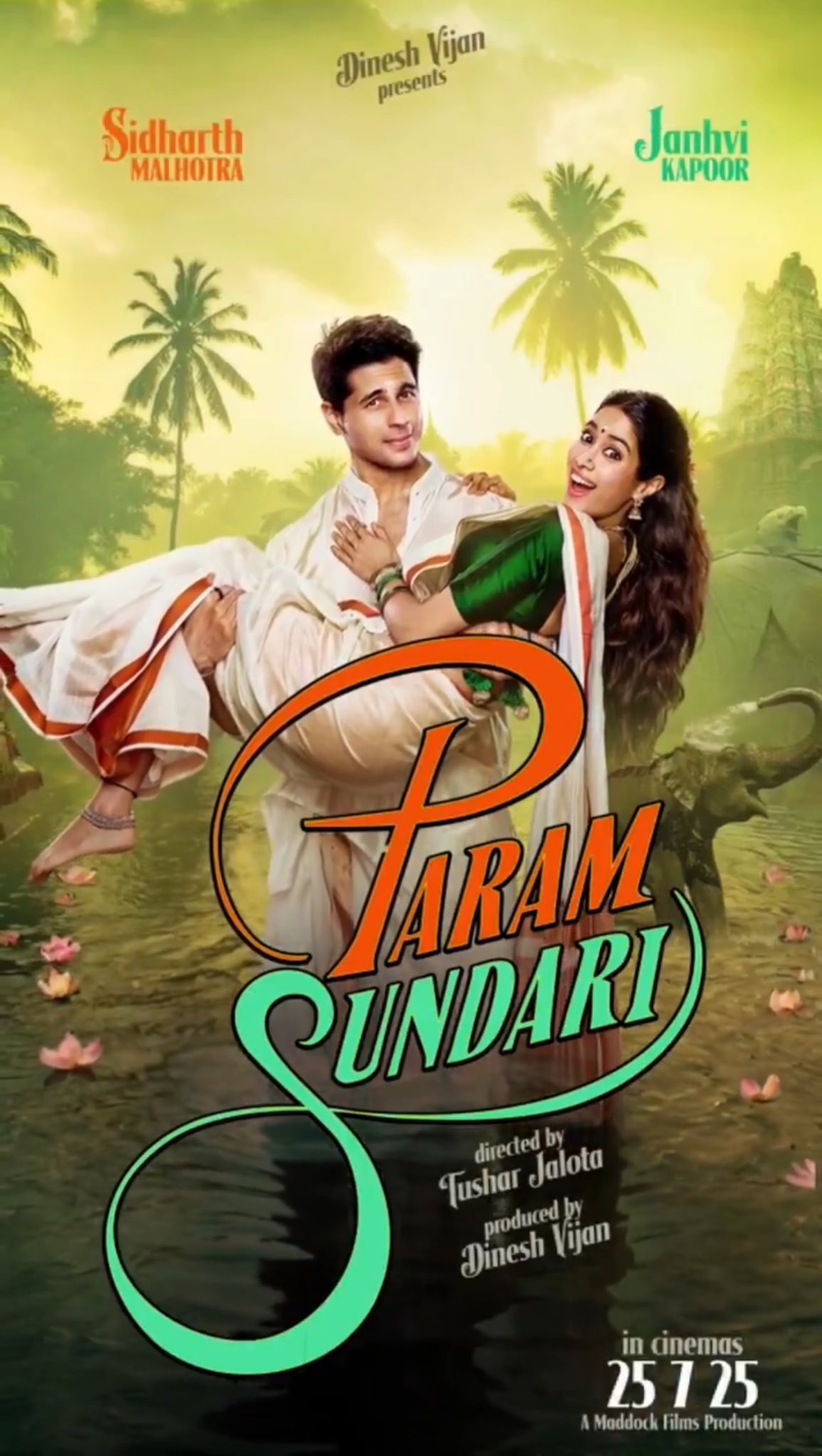 Janhvi Kapoor Hot Actress | iiQ8 Hot Heroine Jhanvi