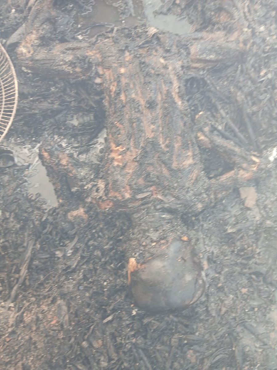 RoMuhammadArfat's tweet photo. A teenager has burnt alive and passed away immediately today in the conflagration that occurred in Camp 1W. May Almighty Allah grant him jannat-ul-ferdous and give strength and patients to his family for this immense loss. 
#refugeecrisis 
#childburnt 
#Rohingya https://t.co/B6ns7aFhWr
