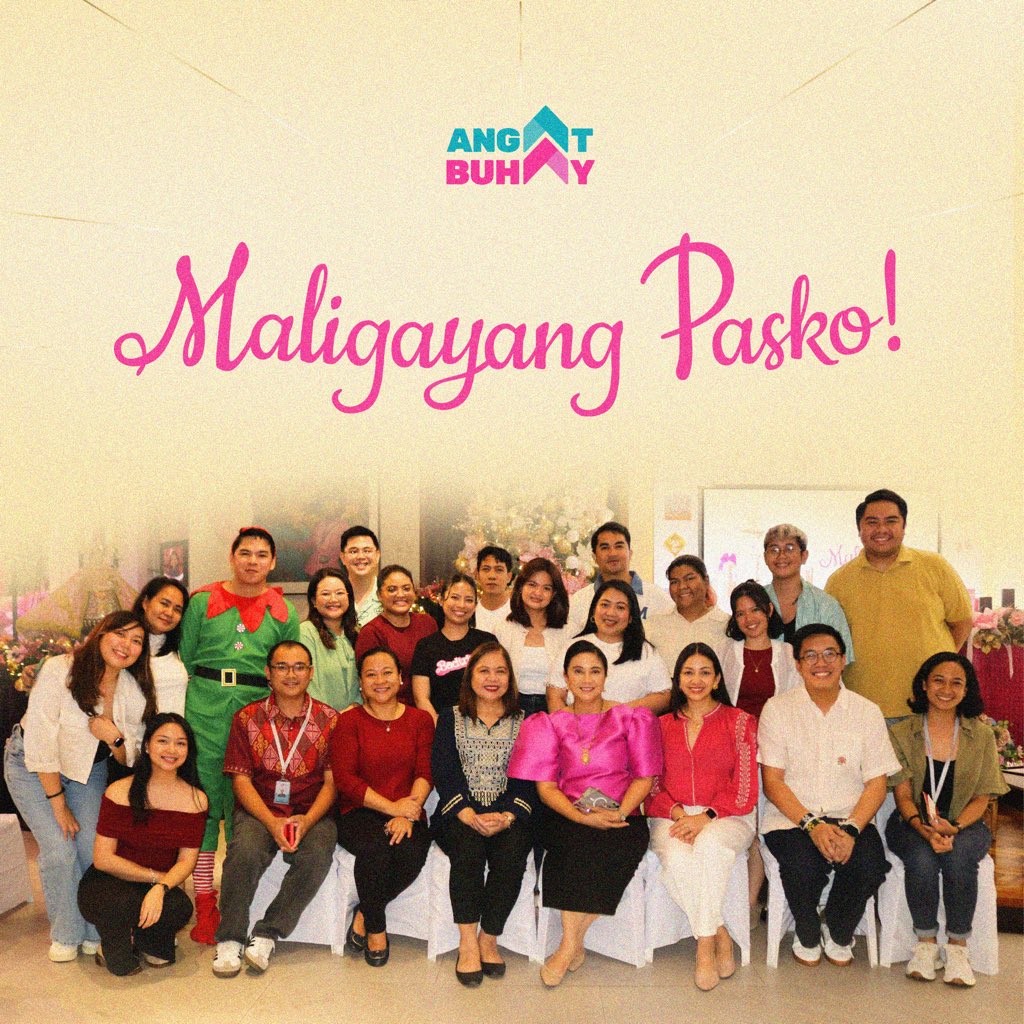 angatbuhay_ph's tweet photo. Maligayang Pasko mula sa Angat Buhay! 🎄  
  
Nawa’y maging makulay, mapayapa, at punong-puno ng pag-ibig at pag-asa ang inyong tahanan ngayong Kapaskuhan! https://t.co/a9gEu0SccI